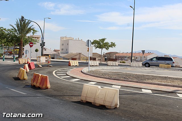 Se abre al trfico la interseccin de la rotonda de la Kabuki con la Avenida Rambla de La Santa - 8