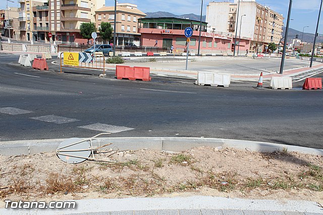 Se abre al trfico la interseccin de la rotonda de la Kabuki con la Avenida Rambla de La Santa - 28