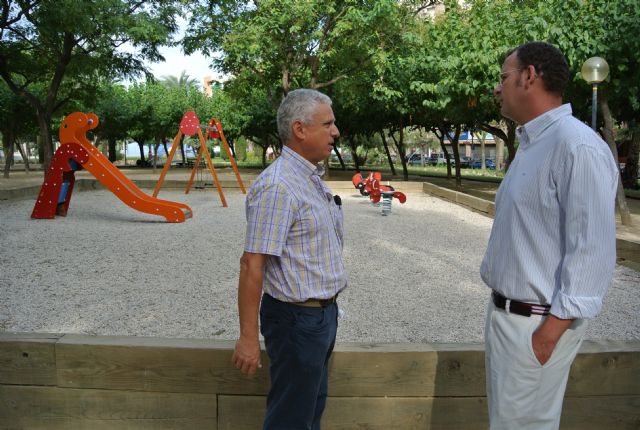El Ayuntamiento multiplica los trabajos en parques y jardines durante los meses estivales - 2, Foto 2