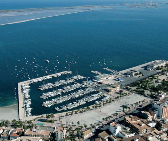 Fomento lleva tramitados en lo que va de año 2.460 títulos para el gobierno de embarcaciones de recreo y la práctica de actividades subacuáticas - 1, Foto 1