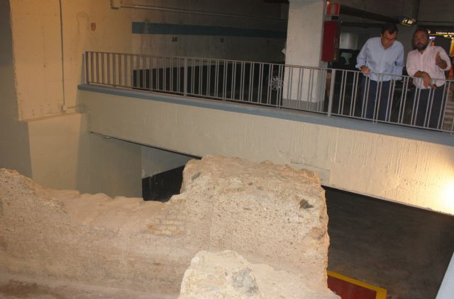 La muralla del aparcamiento de La Glorieta recupera su esplendor - 3, Foto 3