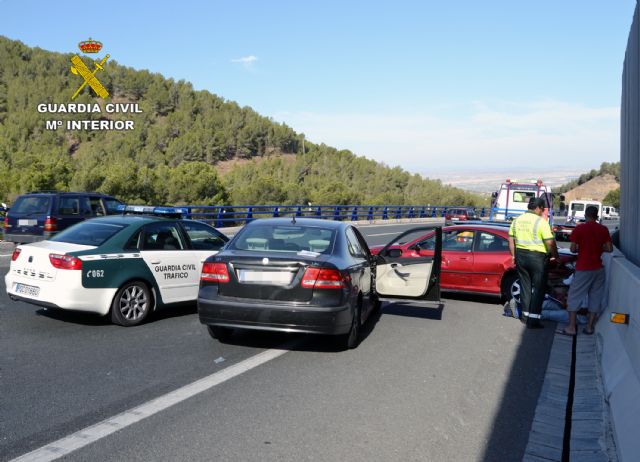 La Guardia Civil detiene a un conductor fugado de un control por conducción temeraria, alcoholemia y atentado a agente de la autoridad - 5, Foto 5