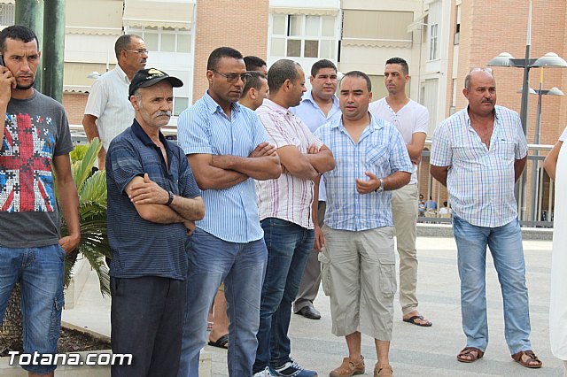 Minuto de silencio y lectura de manifiesto - 13