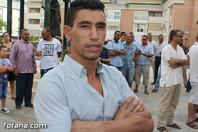 Minuto de silencio y lectura de manifiesto - 17