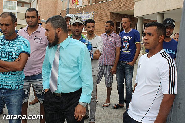 Minuto de silencio y lectura de manifiesto - 21