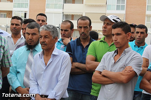 Minuto de silencio y lectura de manifiesto - 31