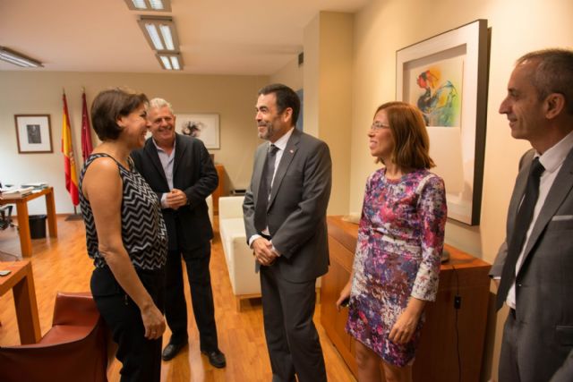 La consejera se compromete a clarificar en breve el futuro del Hospital del Rosell - 1, Foto 1