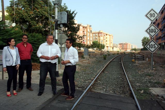 Bernabé afirma que la llegada de la Alta Velocidad a Murcia y su extensión a Lorca es la solución a las vías del tren en Alcantarilla - 3, Foto 3