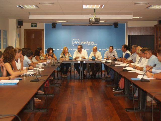 Agua, financiación y atención a los más desfavorecidos objetivos del PP en la Asamblea Regional - 1, Foto 1