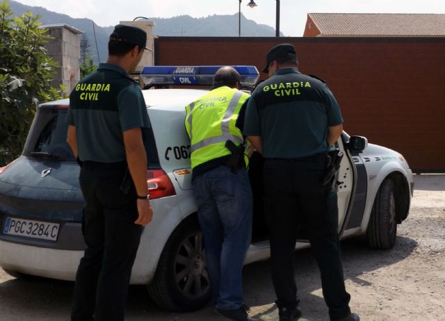 La Guardia Civil detiene a dos jóvenes por más de una veintena de robos en viviendas de Murcia - 4, Foto 4