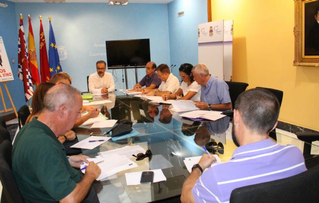 La Comisión de Escolarización resuelve incidencias pendientes y planifica la distribución del alumnado para el curso 2015/2016 - 2, Foto 2