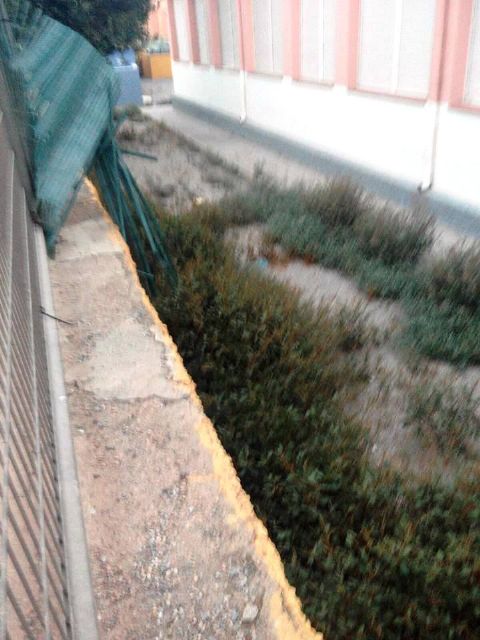 Alternativa socialista-SPCT alerta del estado de abandono del colegio el cuco - 2, Foto 2