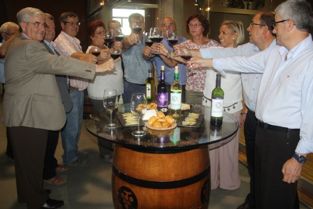 La consejera Adela Martínez-Cachá visita BSI y se reúne con la alcaldesa - 2, Foto 2