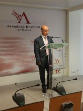 El Gobierno regional se compromete a 'seguir reduciendo los impuestos a lo largo de la legislatura'