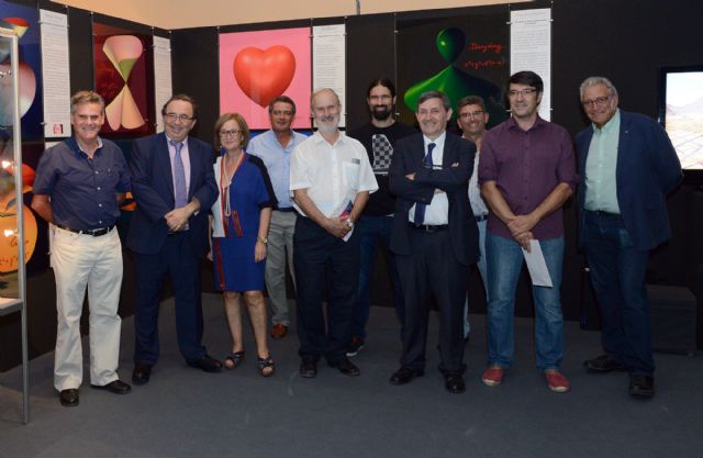 La Universidad de Murcia colabora en la exposición Imaginary-una mirada matemática - 1, Foto 1