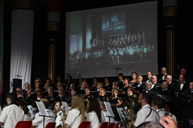 La música pone el prólogo al inicio de nuestras Fiestas Patronales - 3, Foto 3