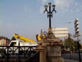HUERMUR denuncia al Ayuntamiento ante Cultura por colocar nuevos maceteros en el Puente Viejo de Murcia