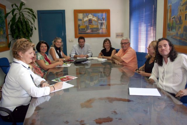 El Alcalde de Alcantarilla se reúne con la Asociación de Familiares de Enfermos de Salud Mental en Alcantarilla - 3, Foto 3