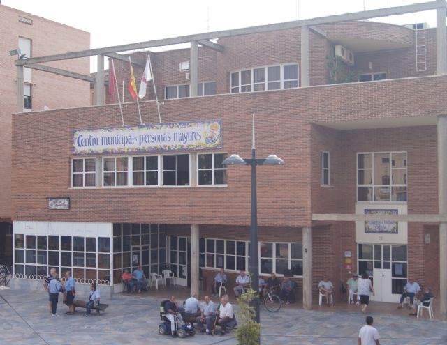 Se convocan elecciones al Consejo de Dirección del Centro Municipal de Personas Mayores de la plaza Balsa Vieja para el próximo 25 de septiembre, Foto 1