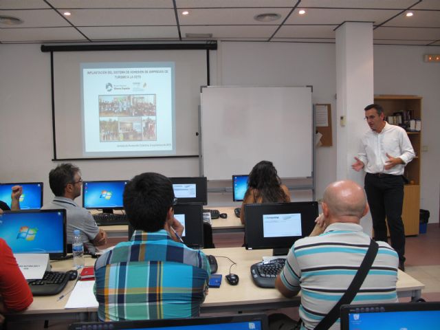 Crece el nmero de empresas que apuestan por un turismo sostenible en Sierra Espuña, Foto 2