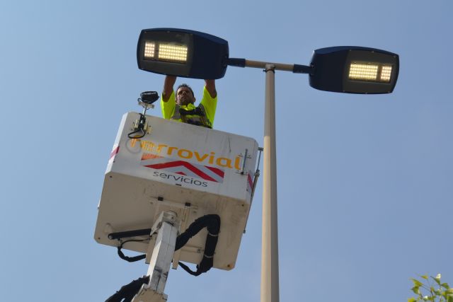 La instalación de nuevas luminarias reduce un 60,6% el consumo eléctrico en la principal vía del municipio - 1, Foto 1