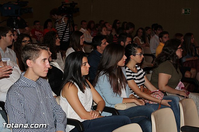 El IES Juan de la Cierva de Totana celebra el X Aniversario de Bachillerato Internacional - 8