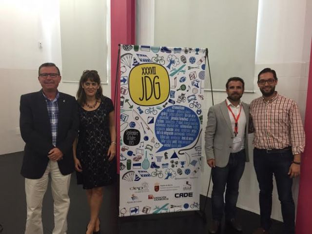 50 profesionales del deporte se dieron cita en el Campus Universitario para participar en el curso organizado por la Universidad del Mar enmarcado dentro de los Juegos Deportivos del Guadalentín - 2, Foto 2