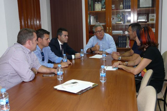Alcaldes y concejales de Molina de Segura, Archena, Alguazas, Ceutí y Lorquí muestran su preocupación por el estado actual de la ribera del Río Segura - 1, Foto 1
