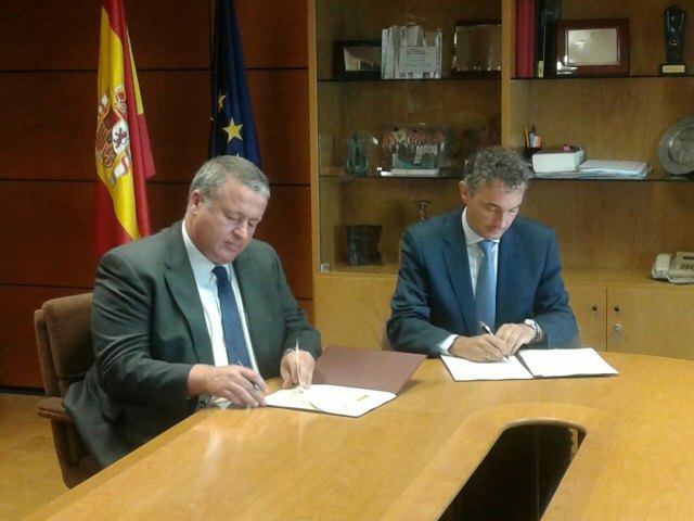 La Comunidad y el Ministerio de Fomento acuerdan el uso conjunto de servicios para mejorar las carreteras de la Región - 1, Foto 1