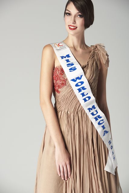 CC Nueva Condomina lleva a Carmen Pérez al Certamen Miss España 2015 como representante de Murcia - 2, Foto 2