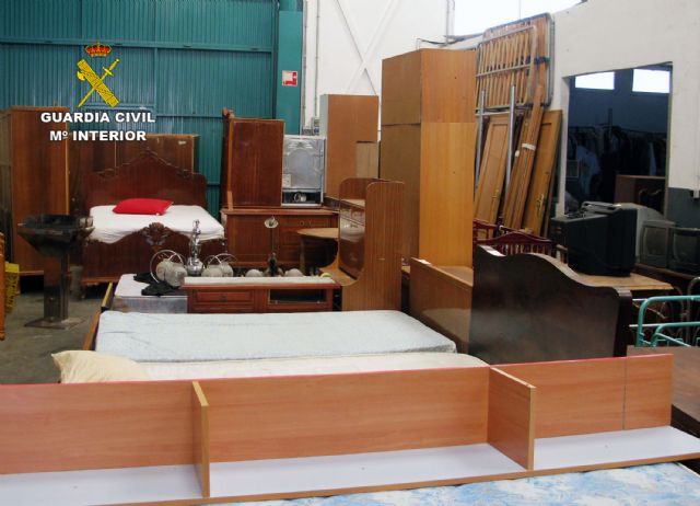 La Guardia Civil detiene a tres personas por robos en viviendas de Murcia y  Jumilla - 2, Foto 2