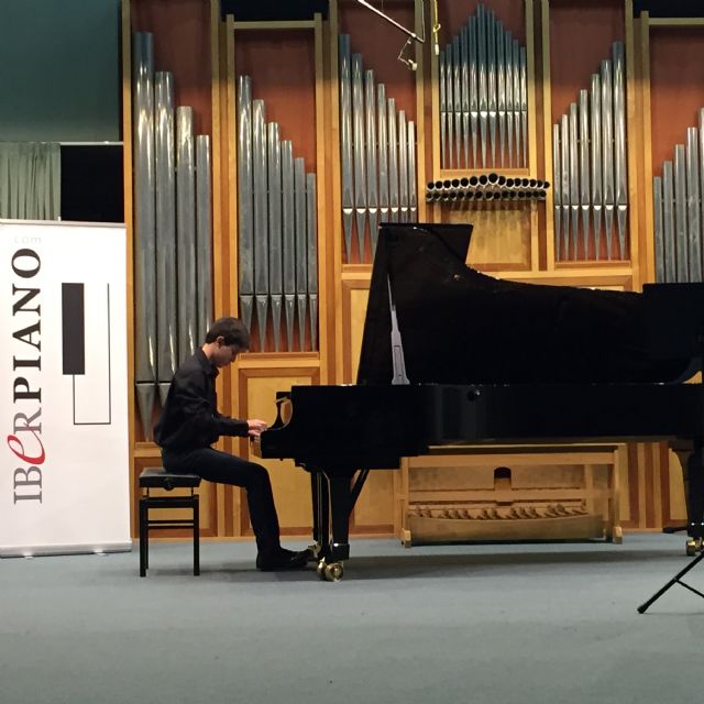 La entidad Iberpiano otorga cuatro becas para estudiar en el Conservatorio de Música de Murcia y regala dos pianos Kawai - 2, Foto 2