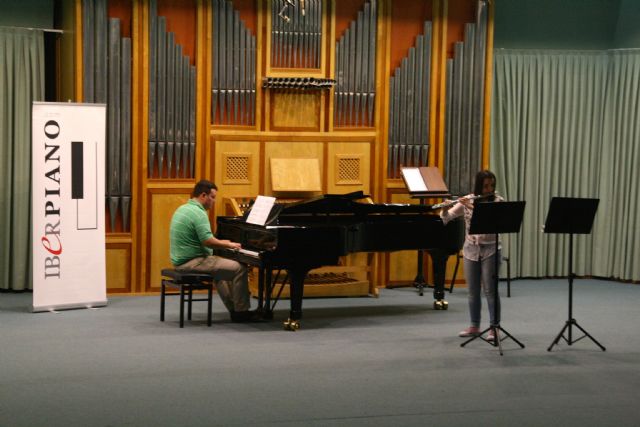 La entidad Iberpiano otorga cuatro becas para estudiar en el Conservatorio de Música de Murcia y regala dos pianos Kawai - 3, Foto 3