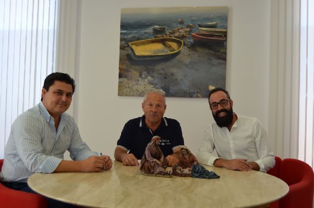 El Ayuntamiento renueva tres convenios por un valor 5.000 euros con asociaciones de Amas de Casa y Amigos del Belén - 1, Foto 1