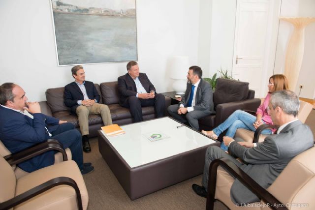 La llegada del AVE y el baipás del Reguerón centran la reunión entre alcalde y consejero - 2, Foto 2