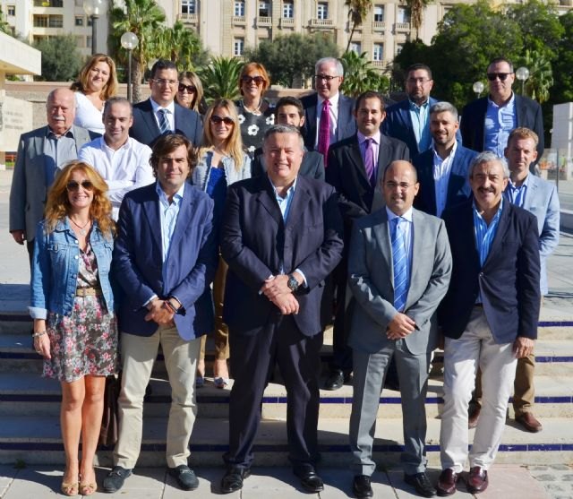 Comerciantes, empresarios y profesionales de Cartagena urgen la llegada inmediata del AVE a la Región - 2, Foto 2