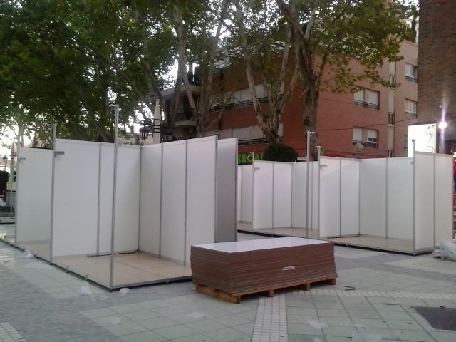 Feramur 2015 empieza a instalarse en la Alameda de la Constitución de Lorca - 2, Foto 2