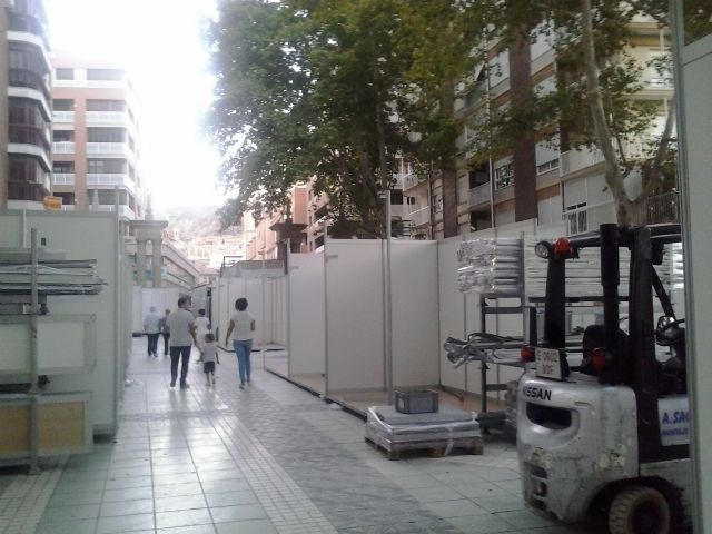 Feramur 2015 empieza a instalarse en la Alameda de la Constitución de Lorca - 4, Foto 4