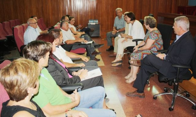 Sanidad trabaja en el diseño de un plan básico para el diagnóstico de salud de los refugiados - 1, Foto 1