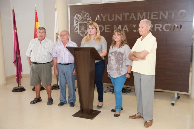 El ayuntamiento hace entrega de las subvenciones a las asociaciones culturales de Semana Santa - 1, Foto 1