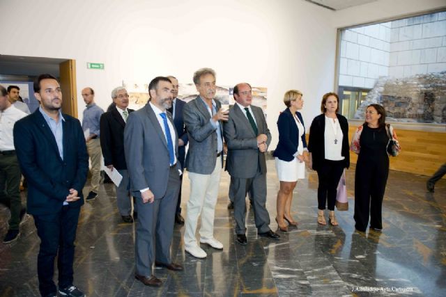 José López y Pedro Antonio Sánchez inauguraron la exposición Peces de Pedro Cano - 2, Foto 2