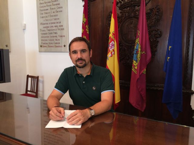 El PSOE denuncia que varias empresas lorquinas no han cobrado sus trabajos en la construcción del IES Ros Giner - 1, Foto 1