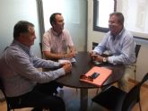 Calderón ofrece la colaboración del Ayuntamiento para los distintos proyectos de ASTRADE