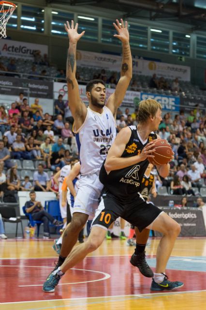 El UCAM Murcia se da un festín ante el Força Lleida 62-94 - 1, Foto 1