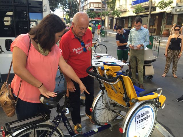 Numerosos murcianos abarrotan la Avenida de la Constitución y Jaime I para disfrutar con las actividades de la Ciclo Vida - 5, Foto 5