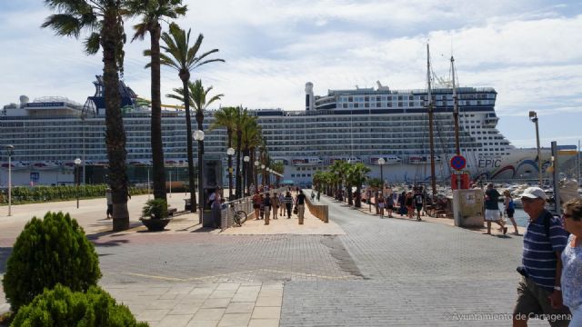 La tercera triple escala del año deja más de diez mil cruceristas - 4, Foto 4