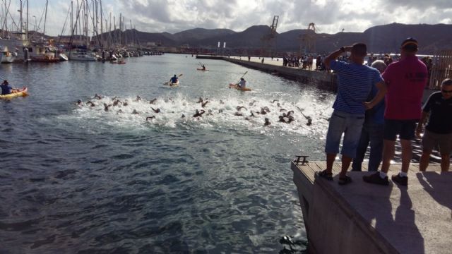 Los nadadores se adueñaron del Puerto - 5, Foto 5
