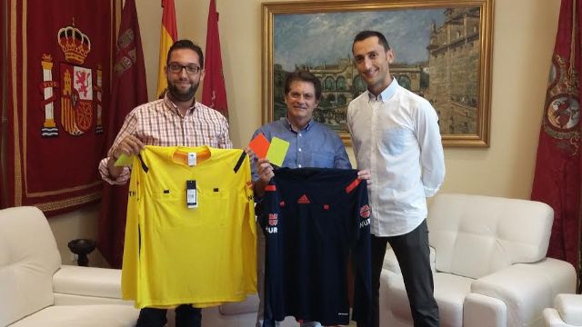 El Alcalde de Lorca recibe al colegiado lorquino José María Sánchez Martínez - 1, Foto 1