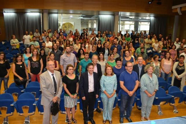 Sánchez-Mora anima a los nuevos 140 profesores de Secundaria a que contribuyan a la mejora de la calidad educativa en la Región - 1, Foto 1