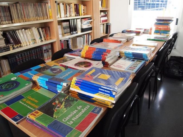 Ciudadanos Cartagena pide al Ayuntamiento que colabore activamente con el banco de libros creado por la FAPA - 1, Foto 1